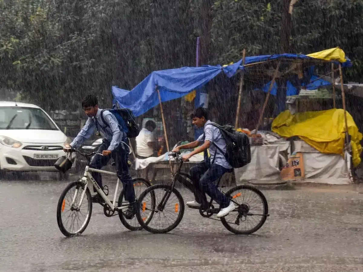 DSEJ Orders Safety Inspections Before Reopening Flood-Affected Schools in Jammu